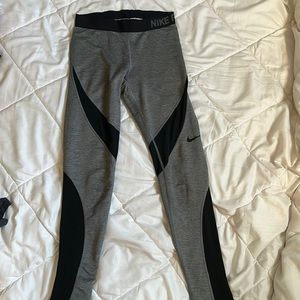 Nike leggings